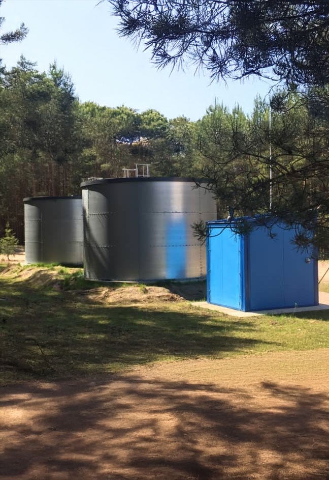 Galvanized & Stainless Steel Tank Features Galvanized & Stainless Steel Tank Features