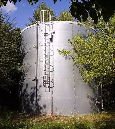 Stainless Steel Storage Tanks Target Markets: Residential vs. Commerical Stainless Steel Storage Tanks Target Markets: Residential vs. Commerical